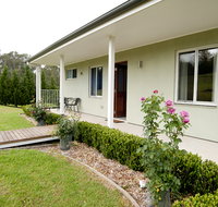 Highfields Country Cottages - Taree Accommodation