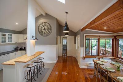 Oak Tree Lodge - Taree Accommodation 2