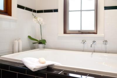 Oak Tree Lodge - Taree Accommodation 3
