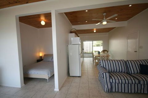 LJ Hooker Goolwa Holiday Rentals - 42 Underwood Avenue, Goolwa Beach - Taree Accommodation 7