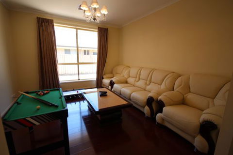 LJ Hooker Goolwa Holiday Rentals - 42 Underwood Avenue, Goolwa Beach - Taree Accommodation 17