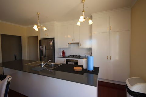 LJ Hooker Goolwa Holiday Rentals - 42 Underwood Avenue, Goolwa Beach - Taree Accommodation 18