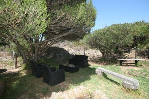 LJ Hooker Goolwa Holiday Rentals - 15 Eaton Avenue, Goolwa Beach - Taree Accommodation 3