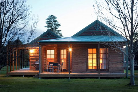 Beechworth Cottages - Taree Accommodation 0
