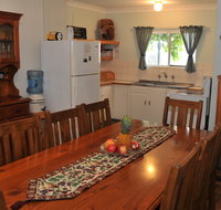 Ellenor Ivy Cottage - Taree Accommodation