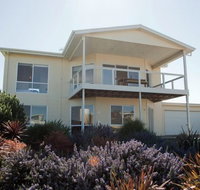 Ocean Sounds - Taree Accommodation