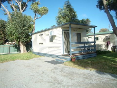 Elliston Waterloo Bay Tourist Park - Taree Accommodation 9