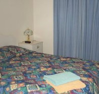 Carn Court Holiday Apartments - Taree Accommodation