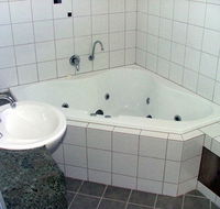 Tasman Beachside Apartments - Taree Accommodation