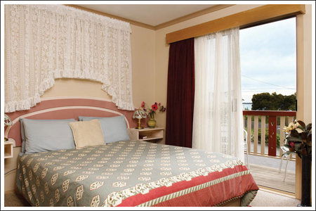 Amos House  & Swansea  Villas - Taree Accommodation 2