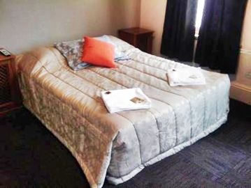 Silk Accommodation - Taree Accommodation 1