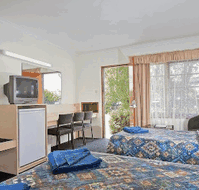 Martin Cash Motor Lodge