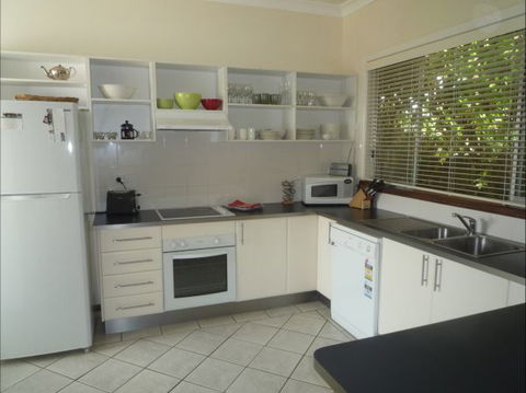 Apartments On-The-Park: March - Taree Accommodation 10