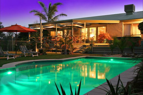 Weeroona Retreat B&B - Taree Accommodation 0
