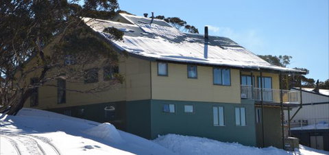 Arrabri Ski Club Hotham - Taree Accommodation 0