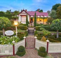 Barnsley House Beechworth - Taree Accommodation