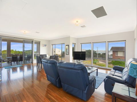 BEAUMONT HOUSE - Taree Accommodation 3