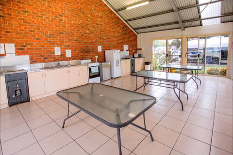 Discovery Parks - Geelong - Taree Accommodation 5