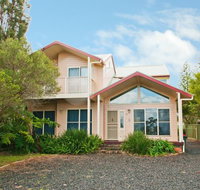 Fairlight House - Taree Accommodation