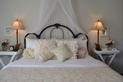 Garden Cottage B And B - Taree Accommodation 0