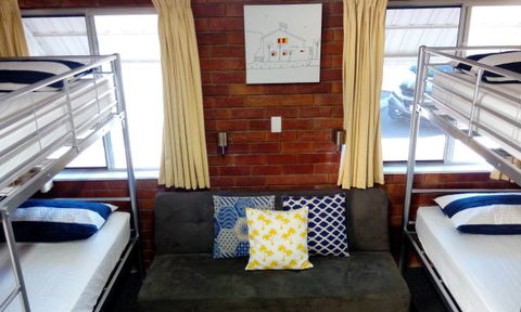 Sail Inn - Yeppoon - Taree Accommodation 7