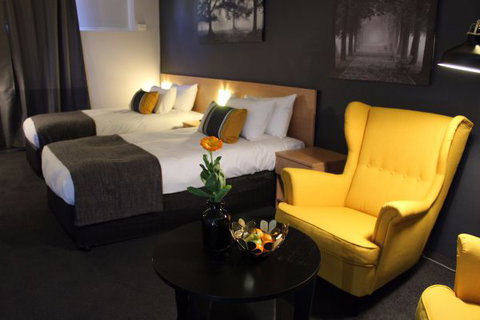 The Oriana, Orange - Taree Accommodation 1
