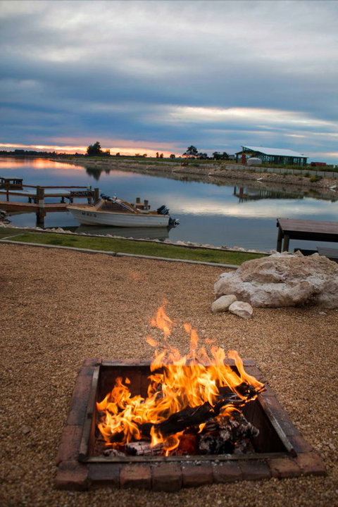 Villa Serra - Taree Accommodation 5