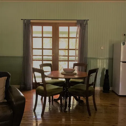 Telegraph Retreat Cottages - Taree Accommodation 4