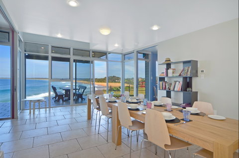Albatross - Taree Accommodation 1