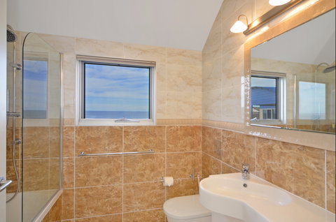 Albatross - Taree Accommodation 7