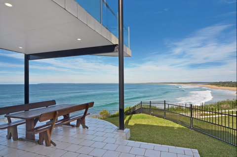 Albatross - Taree Accommodation 8