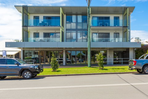 Ishtar Apartments - Taree Accommodation 8