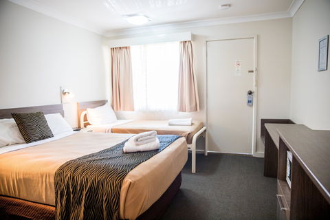 Lilac City Motor Inn And Steakhouse - Taree Accommodation 3