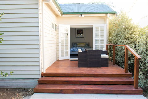 A Coonawarra Experience - Taree Accommodation 2