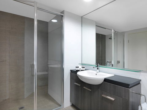 Adina Apartment Hotel Sydney Airport - Taree Accommodation 2