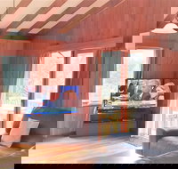 Cradle Alpine Retreat - Taree Accommodation