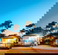 Cummins Caravan  Cabin Park - Taree Accommodation