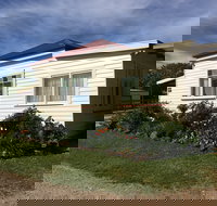 Fairview Bed and Breakfast Cottage - Taree Accommodation