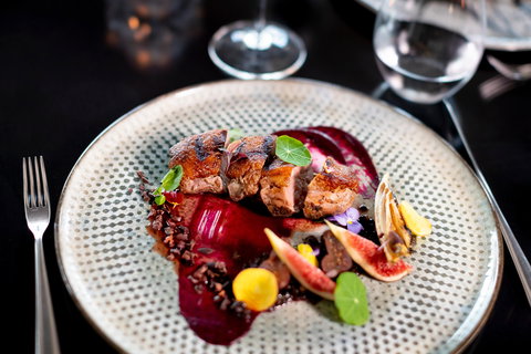 InterContinental Sanctuary Cove Resort - Taree Accommodation 9