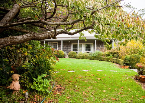 The Studio & The Barn - Taree Accommodation 0