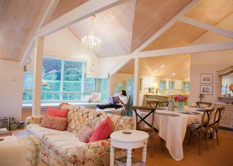 The Studio & The Barn - Taree Accommodation 2