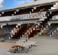 The Sheffield Hotel Tasmania - Taree Accommodation