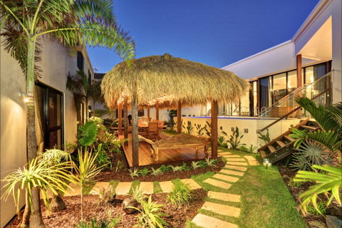 ZEN Beach Retreat - Taree Accommodation 4
