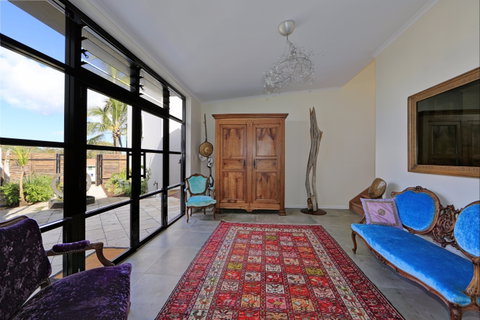 ZEN Beach Retreat - Taree Accommodation 8