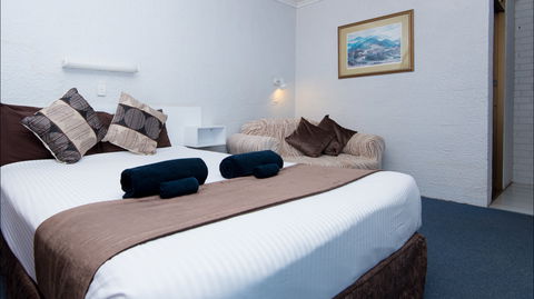 Abajaz Motor Inn - Taree Accommodation 0