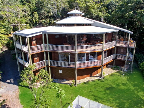Aquila Retreat Eco Mansion - Taree Accommodation 1