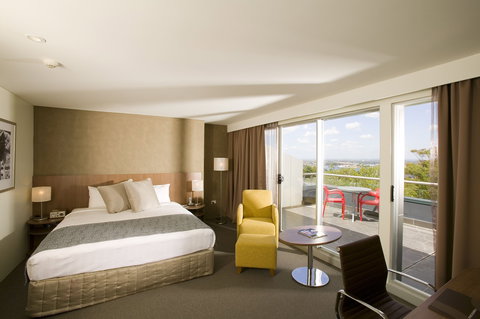 Hotel Urban St Leonards - Taree Accommodation 2