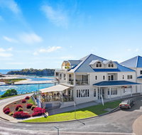 Southbound at the Wharf Narooma - Taree Accommodation