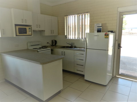 API Pelican Beach Front Apartments Kalbarri - Taree Accommodation 1