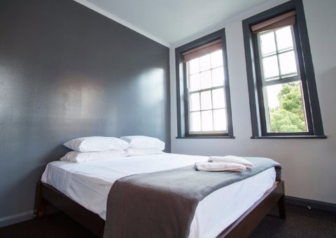 Crown And Anchor Hotel - Taree Accommodation 0